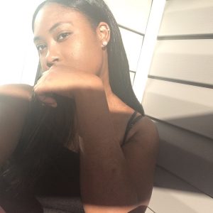 Elodie - rencontre-Black-Nîmes