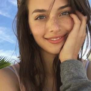 Nora - rencontre-Teen-Lyon