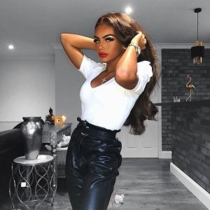 18 ans, ma première fois Jade - rencontre-Black-Montauban