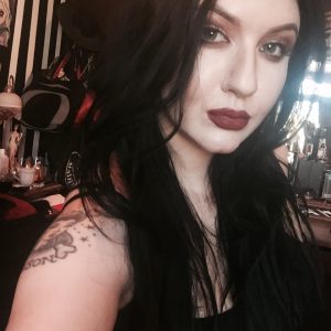 La tentatrice du 93 Emilie - rencontre-Milf-Drancy