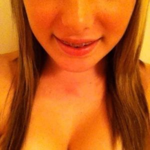 Besoin de baiser pour oublier mes gosses ! Chloé - rencontre-Teen-Valence