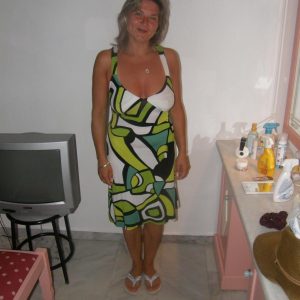 48 ans et prête à tout Cassandra - rencontre-Cougar-Nîmes